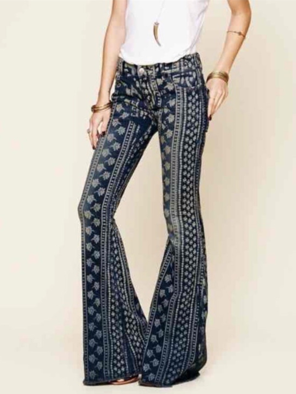 Free People Mantra Bali Print Indigo Flare Jeans 26 - Picture 1 of 12